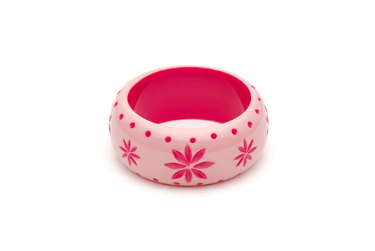 Splendette vintage inspired 1950s pin up style soft pink Duotone fakelite Wide Ripple Carved Bangle in Maiden size