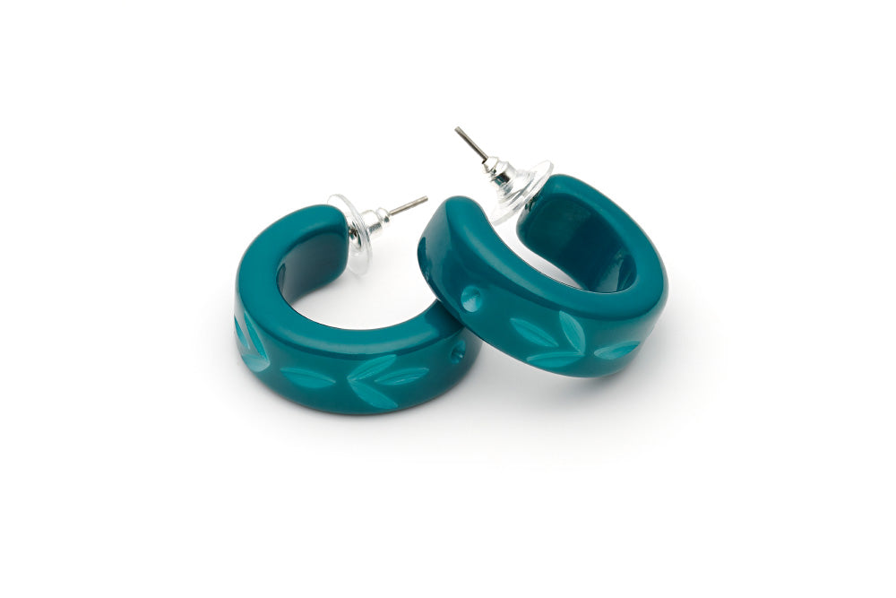 Splendette vintage inspired 1950s style teal Duotone fakelite Dragonfly Carved Hoop Earrings