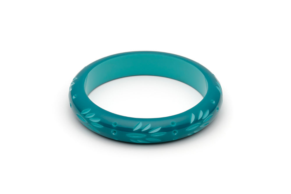 Splendette vintage inspired 1950s style teal Duotone fakelite Midi Dragonfly Carved Bangle in Duchess size