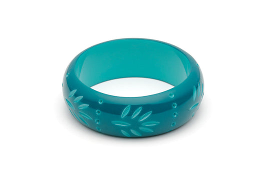 Splendette vintage inspired 1950s style teal Duotone fakelite Wide Dragonfly Carved Bangle in Duchess size