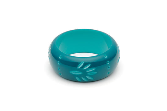 Splendette vintage inspired 1950s style teal Duotone fakelite Wide Dragonfly Carved Bangle in Maiden size