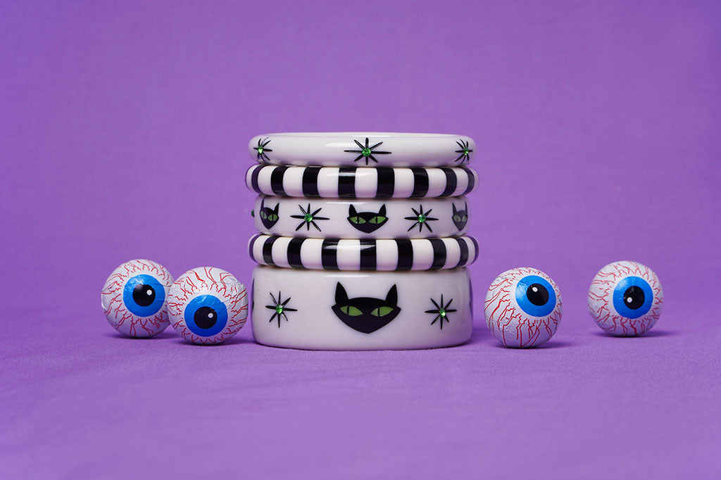 Midi Black Cat Bangle