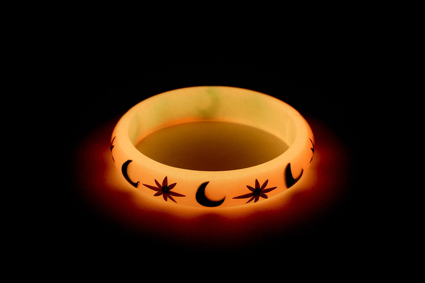 Midi Blood Moon Bangle