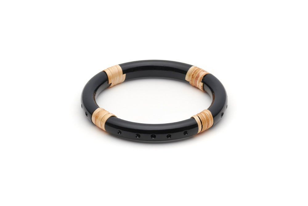 Splendette vintage inspired 1940s 1950s Bakelite Style black carved fakelite Narrow Panther Light Cane Bangle in Classic size