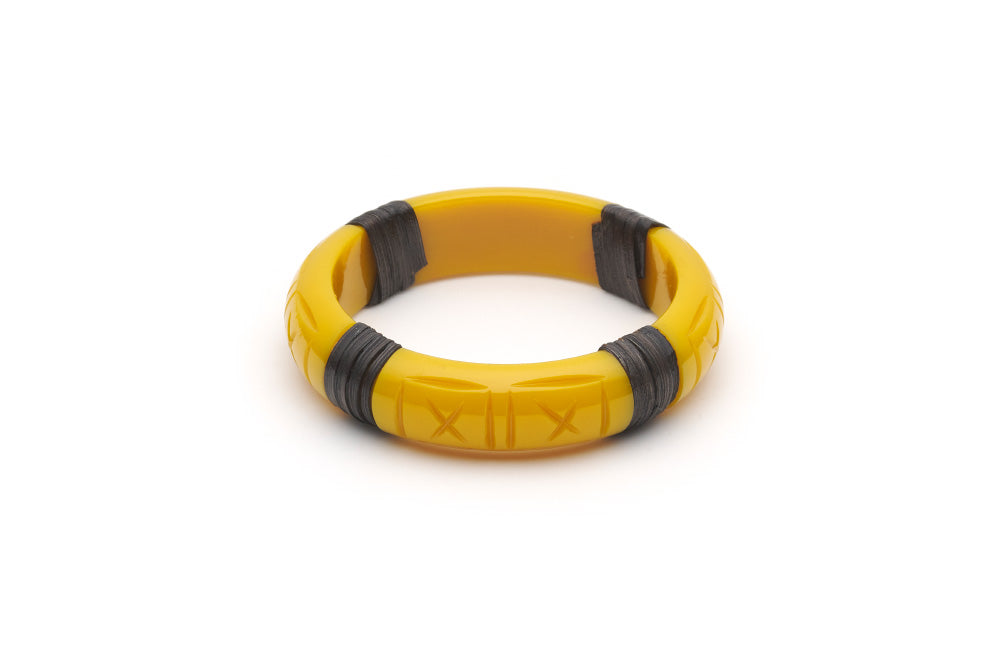 Splendette vintage inspired 1940s 1950s tropical style carved yellow fakelite Midi Ochre Dark Cane Bangle in smaller Maiden size.