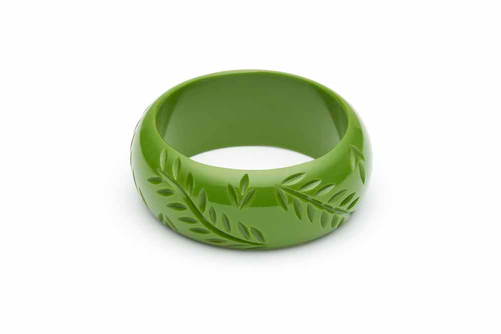 Wide Leaf Green Fakelite Bangle