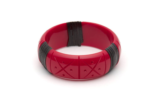 Splendette vintage inspired 1940s 1950s tropical style carved red fakelite Wide Rosella Dark Cane Bangle in larger Duchess size