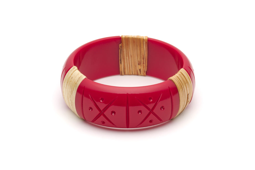 Splendette vintage inspired 1940s 1950s tropical style carved red fakelite Wide Rosella Light Cane Bangle in larger Duchess size