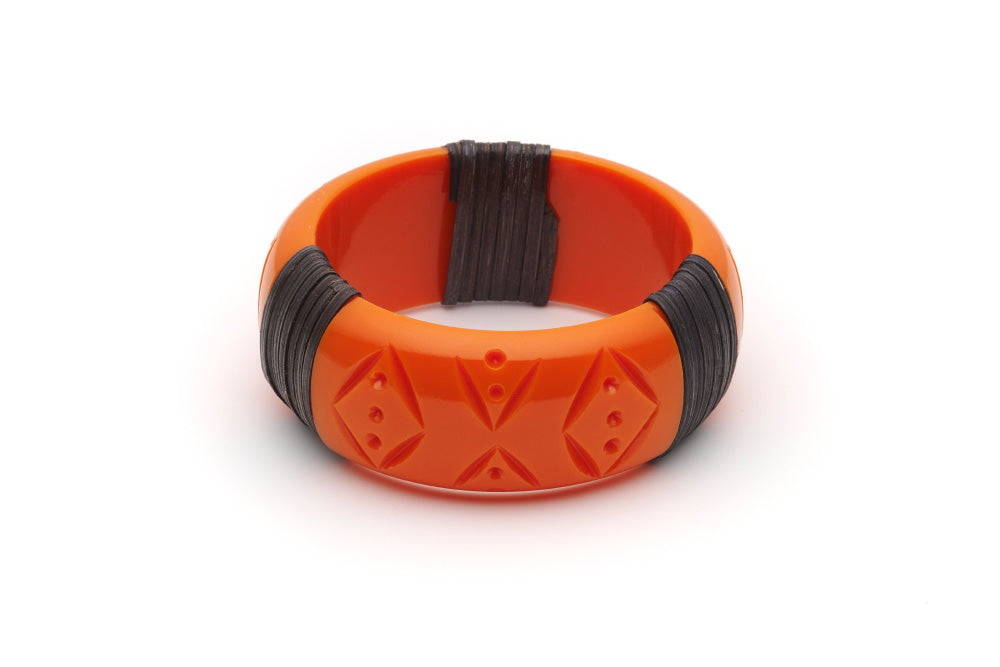 Splendette vintage inspired 1940s 1950s tropical style carved orange fakelite Wide Tangerine Dark Cane Bangle in Classic size