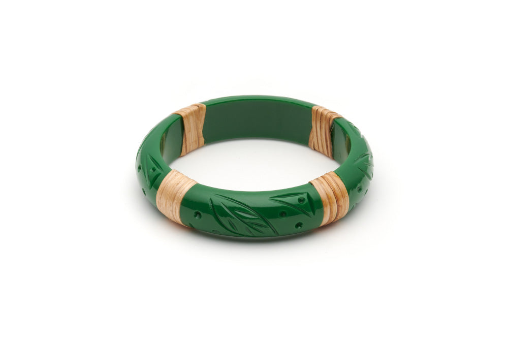 Splendette vintage inspired 1940s 1950s Bakelite style carved green fakelite Midi Parakeet Light Cane Bangle in Classic size