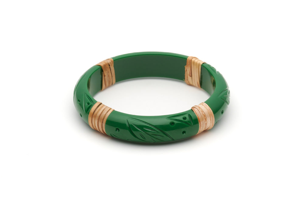 Splendette vintage inspired 1940s 1950s Bakelite style carved green fakelite Midi Parakeet Light Cane Bangle in larger Duchess size