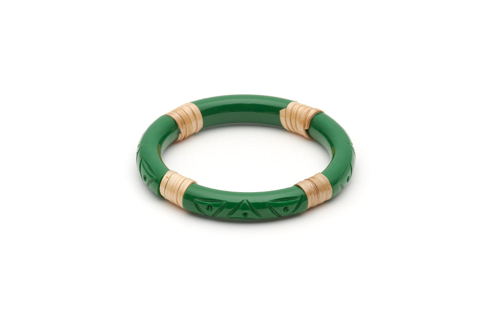 Splendette vintage inspired 1940s 1950s Bakelite style carved green fakelite Narrow Parakeet Light Cane Bangle in smaller Maiden size