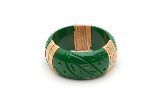 Splendette vintage inspired 1940s 1950s Bakelite style carved green fakelite Wide Parakeet Light Cane Bangle in smaller Maiden size