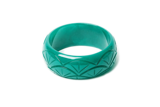 Splendette vintage inspired Art Deco style carved green Wide Drille Fakelite Bangle