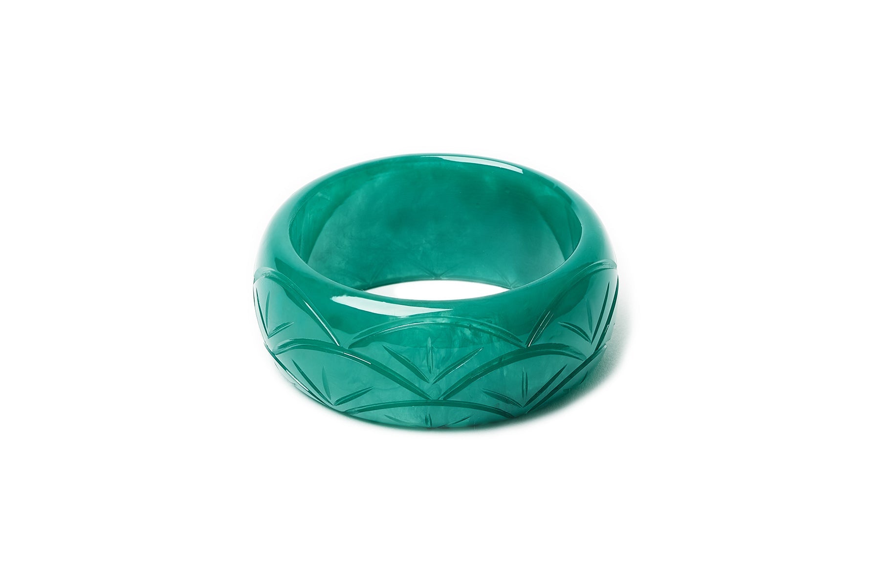 Splendette vintage inspired Art Deco style carved green small size Wide Drille Fakelite Maiden Bangle
