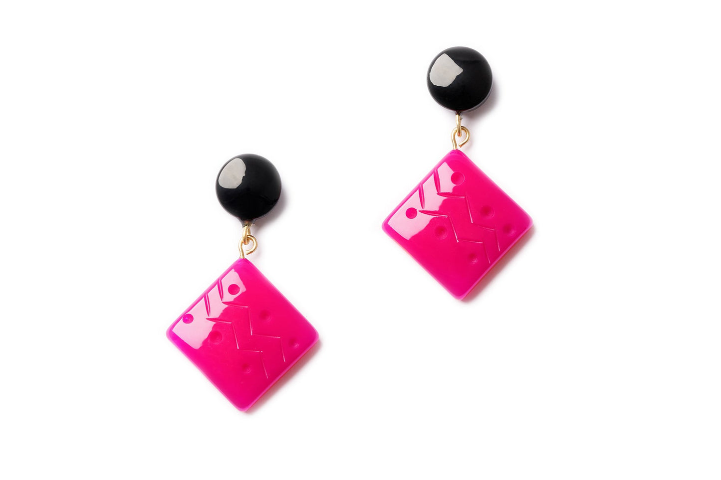 Splendette vintage inspired 1940s Bakelite style carved pink and black Magenta Fakelite Drop Earrings