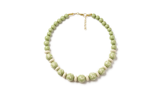 Splendette vintage inspired 1940s Bakelite style carved pastel green fakelite Rowan Bead Necklace