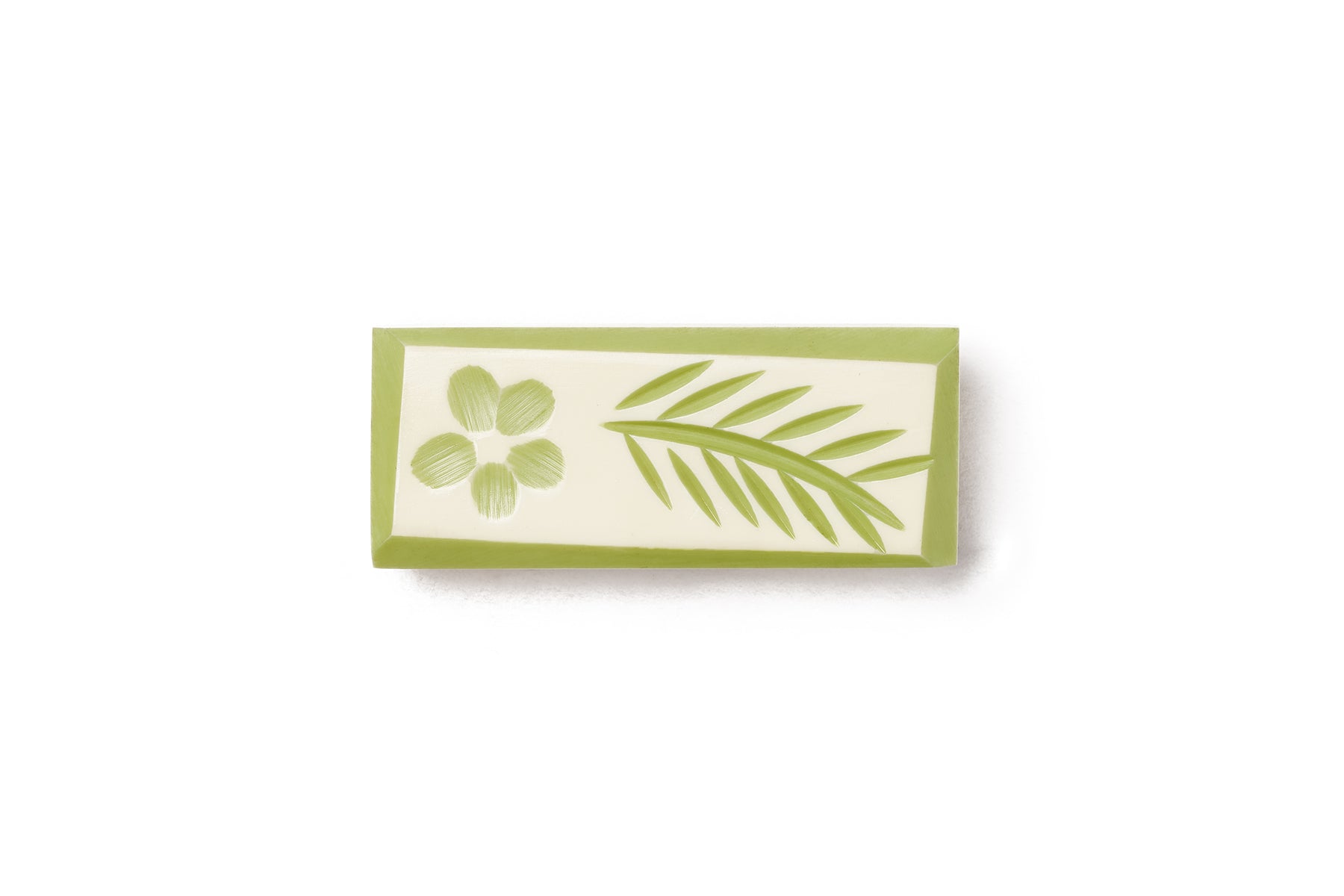 Splendette vintage inspired 1940s Bakelite style carved pastel green fakelite Rowan Cream Brooch