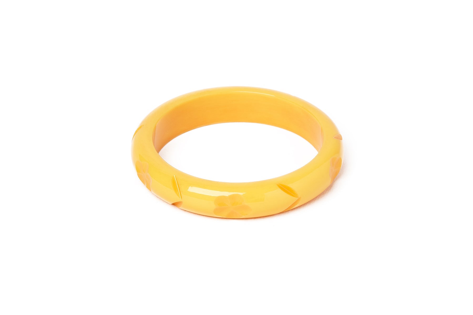 Splendette vintage inspired 1940s style carved yellow pastel fakelite Midi Primrose Bangle