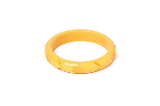 Splendette vintage inspired 1940s style carved yellow pastel fakelite Midi Primrose Bangle