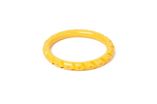 Splendette vintage inspired 1940s style carved yellow pastel fakelite Narrow Primrose Bangle