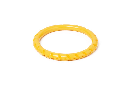 Splendette vintage inspired 1940s style carved yellow pastel fakelite large size Narrow Primrose Duchess Bangle