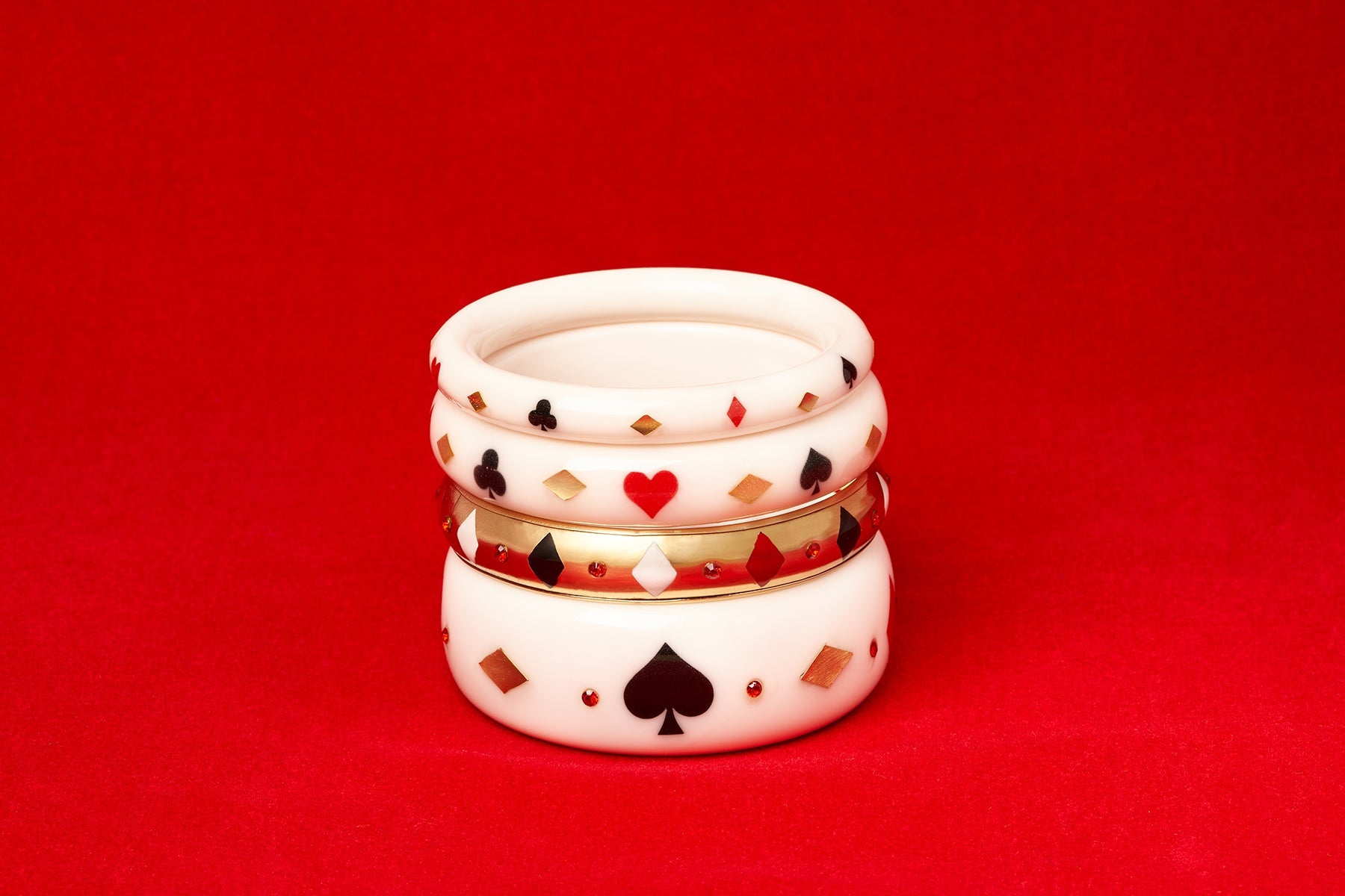 Splendette vintage inspired 1950s Las Vegas casino playing cards style white Aces High bangles in a stack